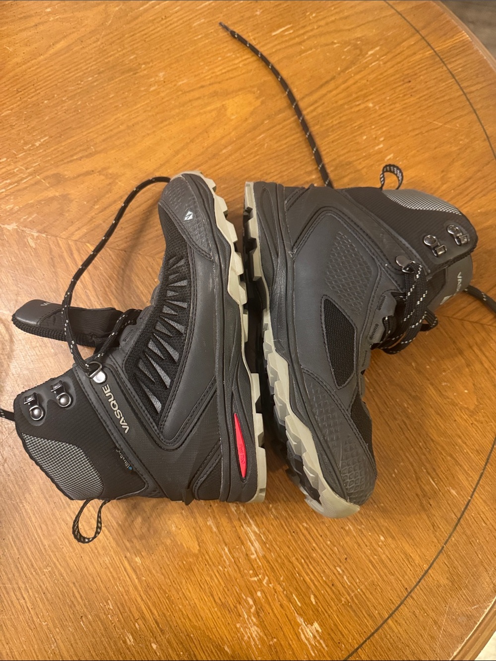 Vasque Coldspark UltraDry Waterproof Winter Boot size 8 41 EU